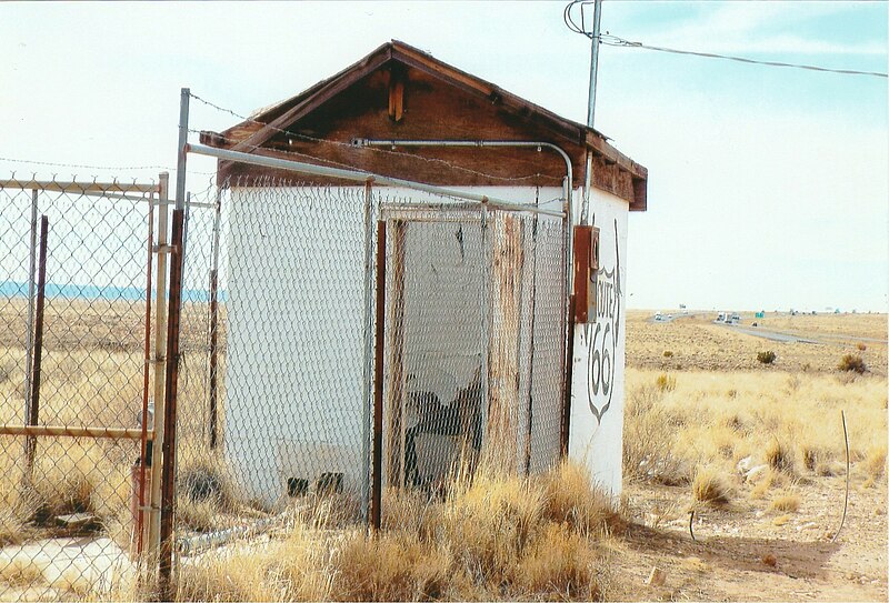 File:Two Guns-Ruins-1.jpg