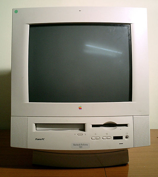 File:Macintosh Performa 5200.jpg