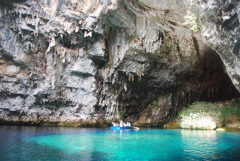 File:Melissani Cave, Kefalonia 1.jpg