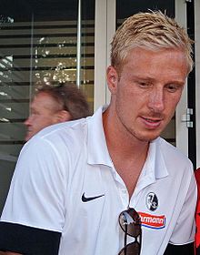 Mike Hanke cropped.jpg