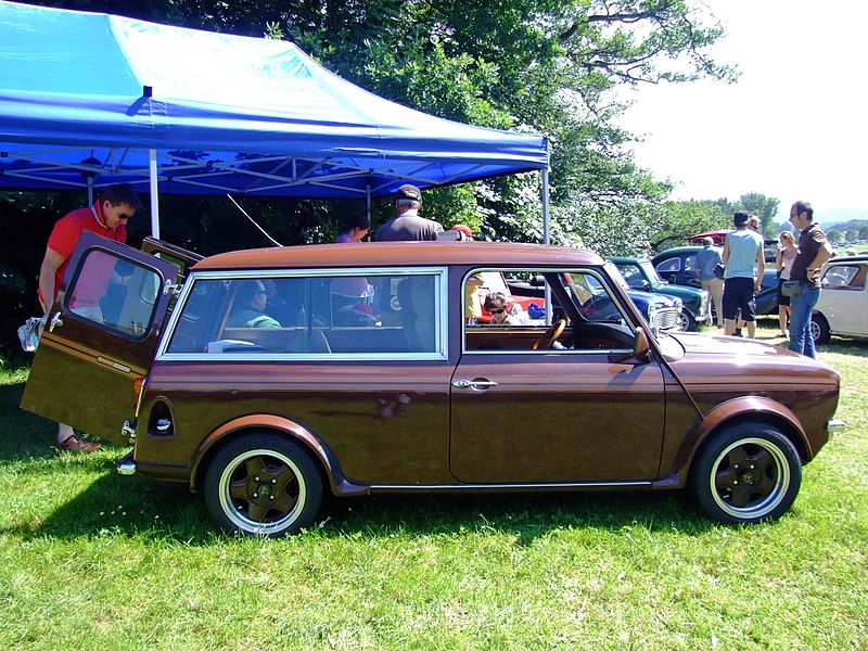 Файл:Mini Clubman Estate 02.jpg