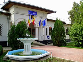 Păulești town hall