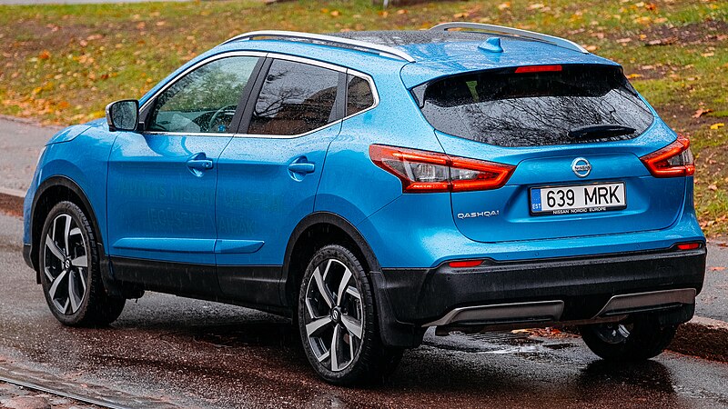 File:Nissan Qashqai 2017 (rear).jpg