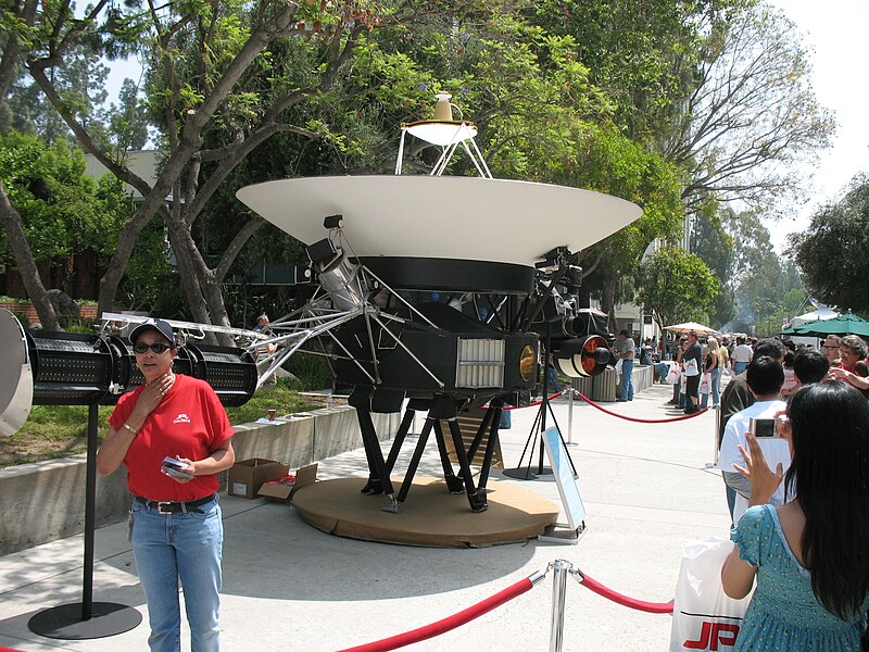 File:2007 jpl open house.jpg