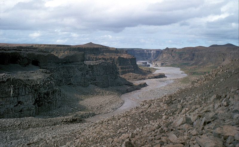 File:Iceland near Dettifoss 1972.jpg