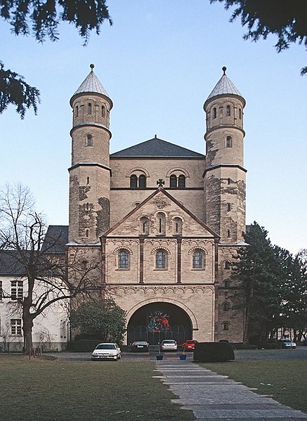 Файл:Köln st pantaleon.jpg