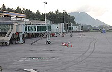 Bandara sultan babullah.jpg