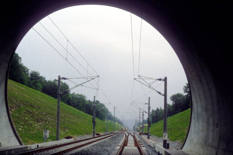 File:Hohe Wart Tunnel 1986-05-21.jpg