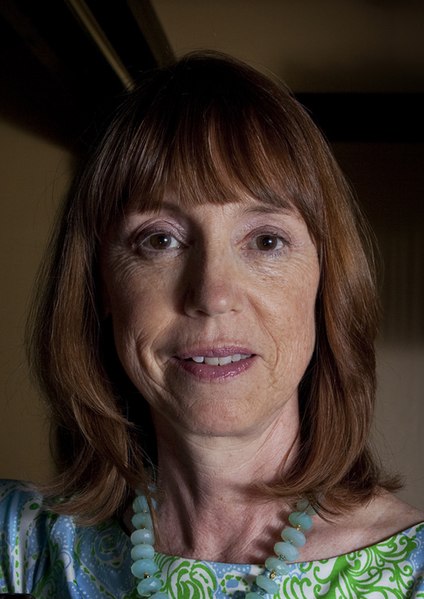 Файл:Lisa See, 2012 (cropped).jpg