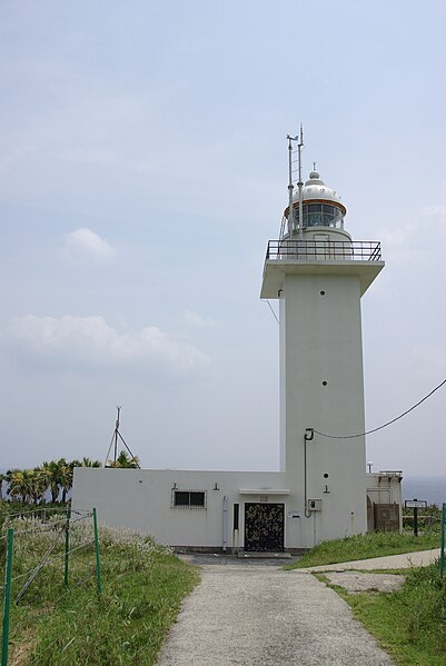 File:Nakanoshima-lighthouse.jpg