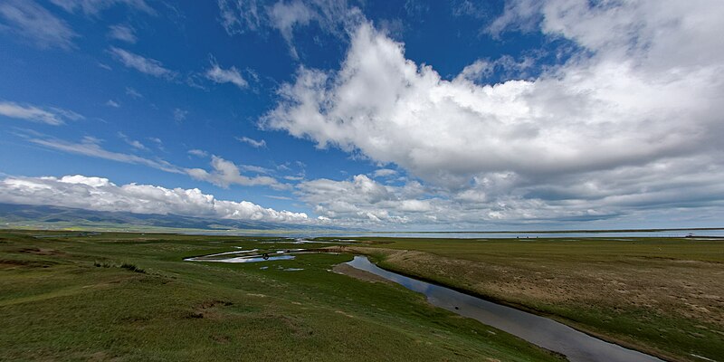 File:Qinghai Lake 2016 05.jpg