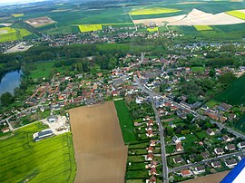 An aerial view of Querrieu