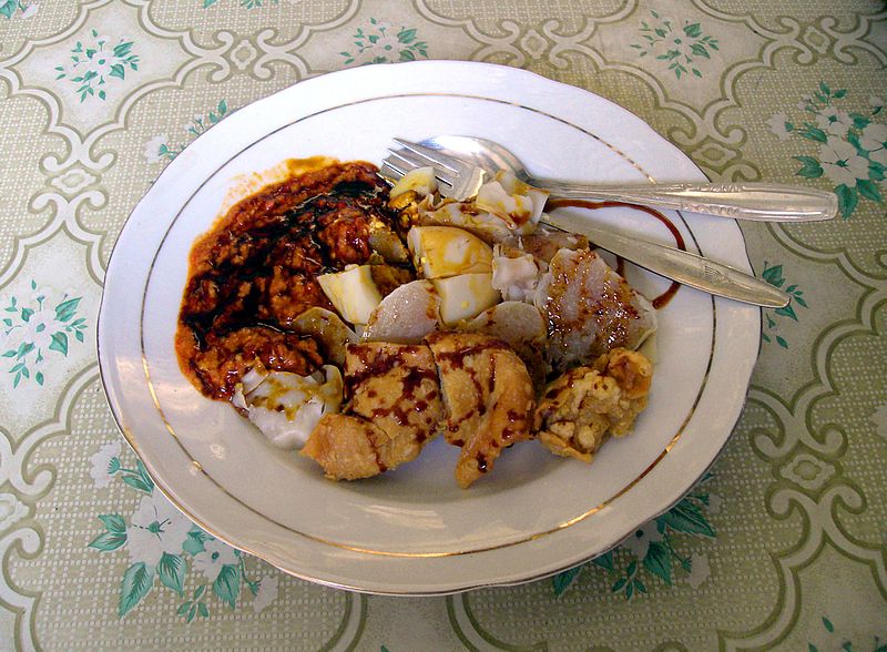 File:Siomay Bandung.jpg