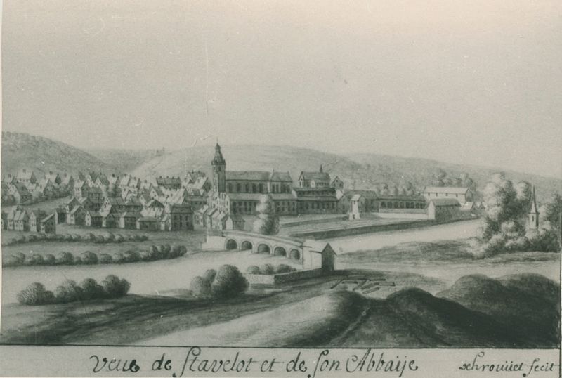 File:Stavelot et Abbaye.JPG