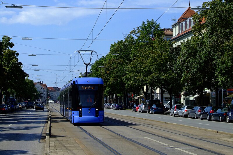 Файл:Variobahn-muenchen-2301-leonrodstrasse.jpg