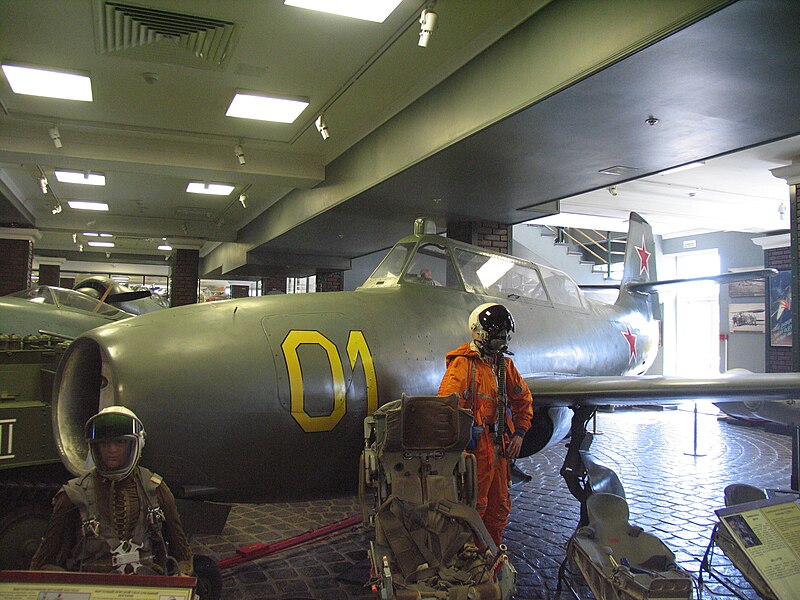 Файл:Yak-23UTI Museum of technique.jpg