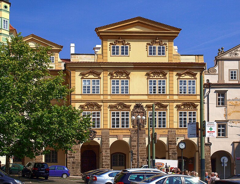 Файл:Šternberský palác 2.JPG