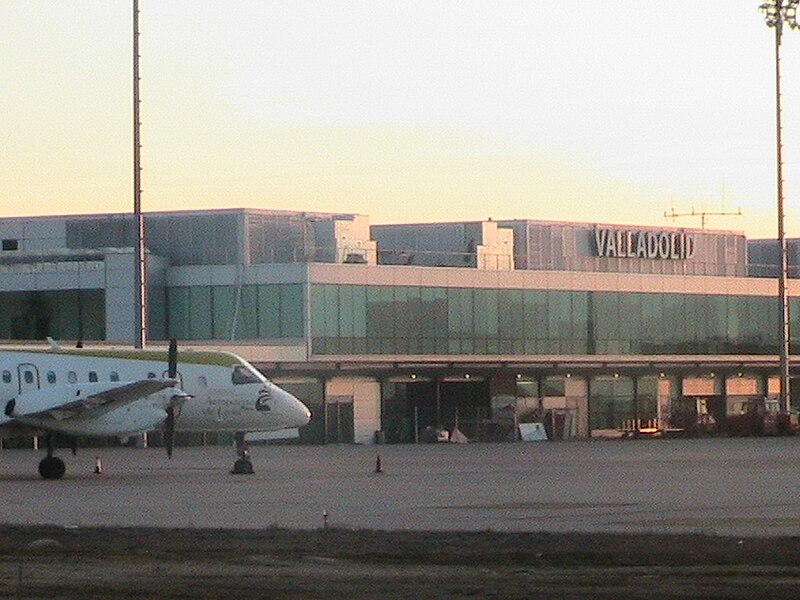 File:Aeropuerto de Valladolid 2006.jpg