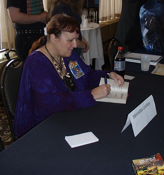 File:Mercedes Lackey 1a.jpg