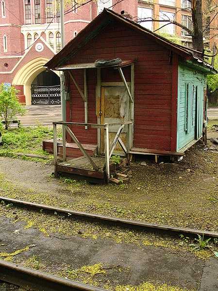 Файл:Moscow, Elektrozavodkaya Street booth.jpg