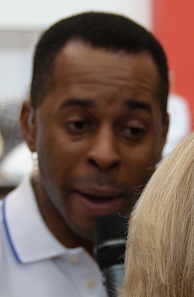 Файл:Andi Peters 2010 (cropped).jpg