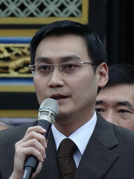 File:孔垂長（2011年）.jpg