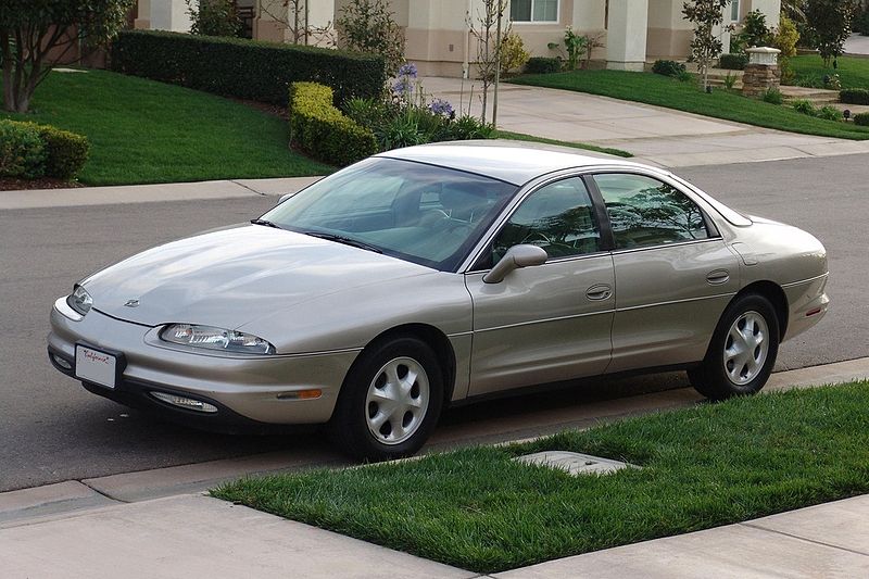 File:1997 Oldsmobile Aurora.jpg