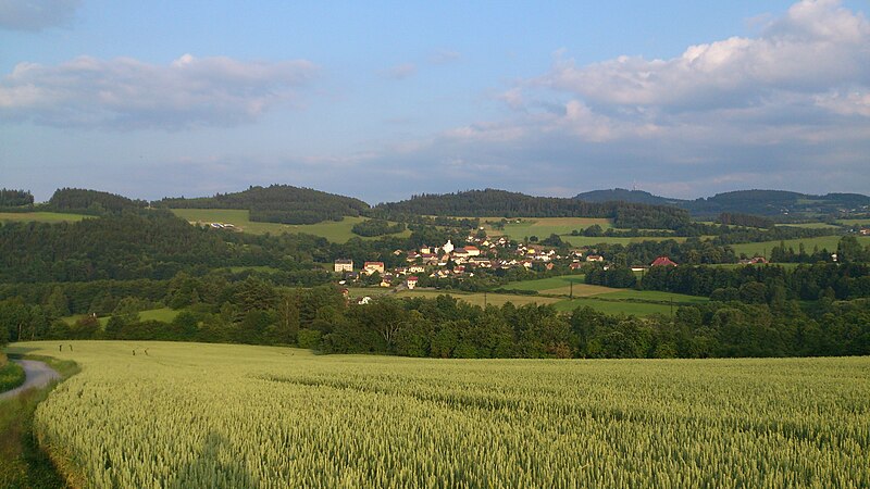 File:Bohumilice village.jpg