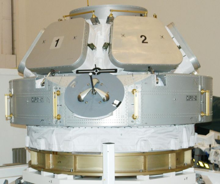 Файл:Cupola at KSC.jpg