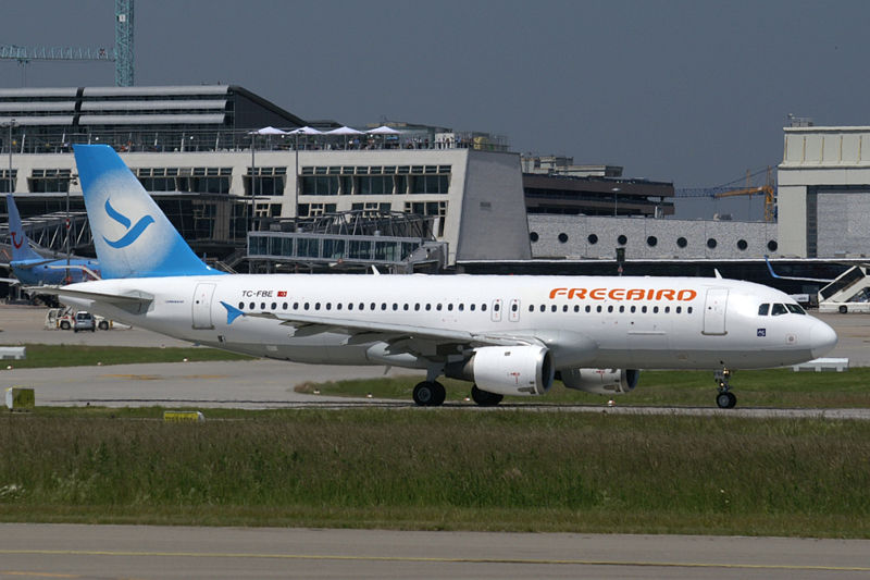 Файл:Freebird A320 TC-FBE.jpg