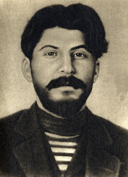 Файл:Joseph Stalin, 1912.jpg