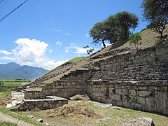 Edificio principal de San José Mogote (Oaxaca)