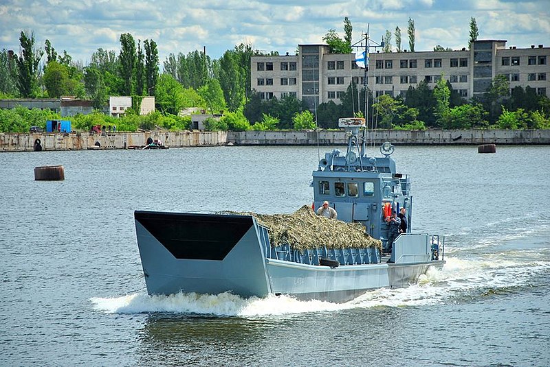 Файл:Svatovo UKR Ship.jpg