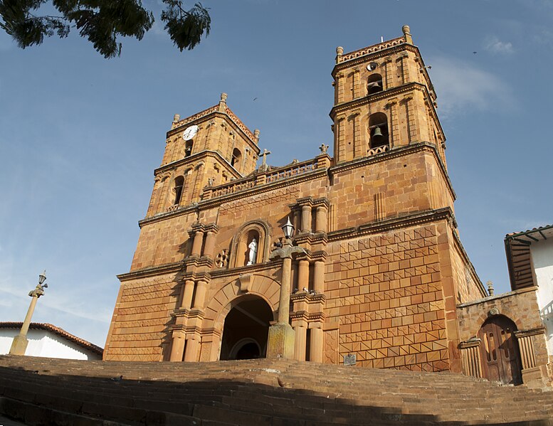 Archivo:Templo Barichara.jpg