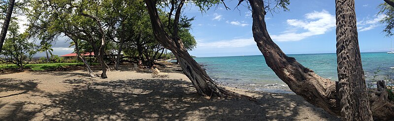 File:Anaeho'omalu Panorama.JPG