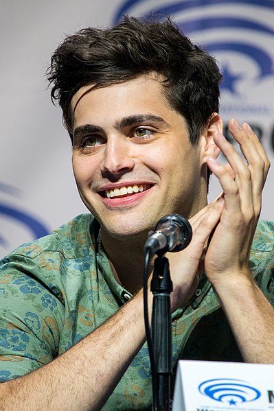 File:Matthew Daddario Wondercon 2016.jpg