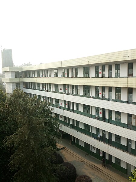 File:NO.1 High School Shaodong(47).jpg