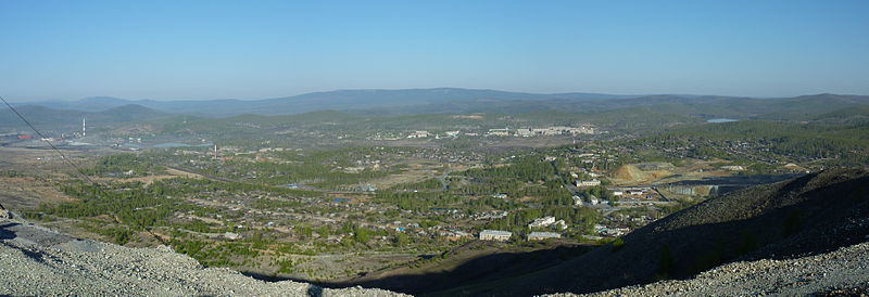 Файл:Panorama of Karabash.jpg