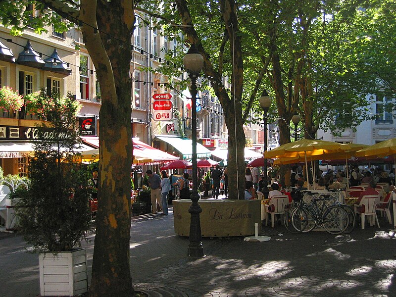 Archivo:Place d'Armes Luxembourg.jpg