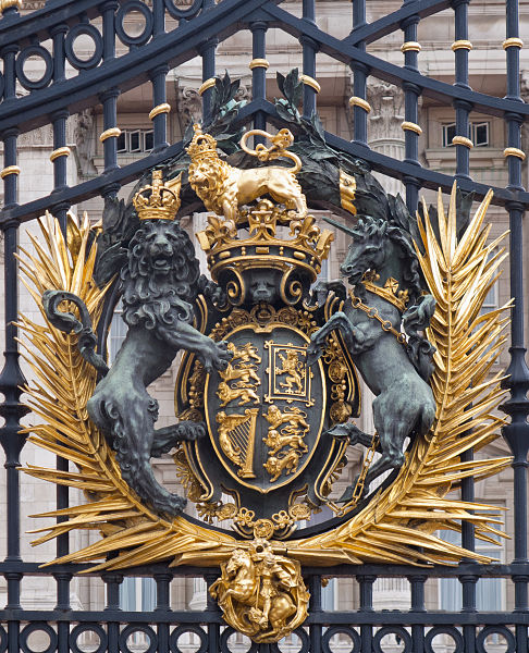 File:Buckingham Palace - 02.jpg