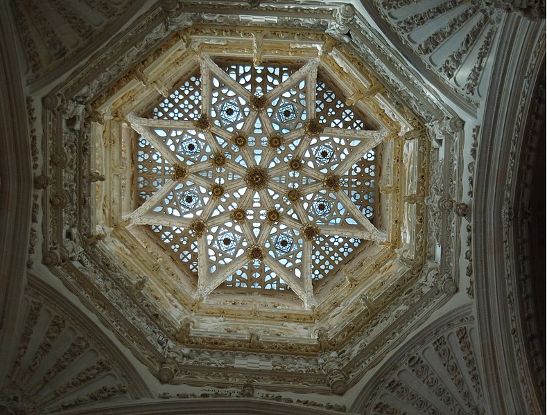 Файл:Burgos Cathedral Intersection.jpg