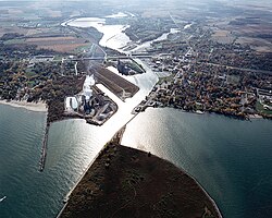 Aerial Photograph of Huron, Ohio, looking due south