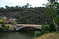 远眺国王桥（Kings Bridge）和奔流峡谷（Cataract Gorge）