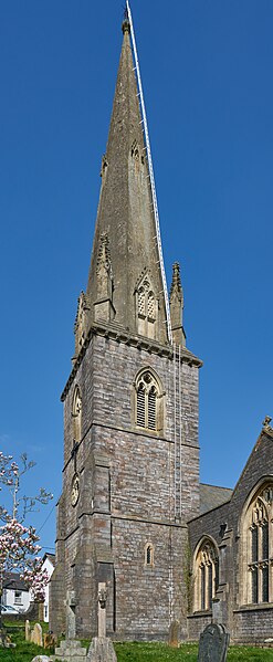 File:Uffculme Church Spire.jpg