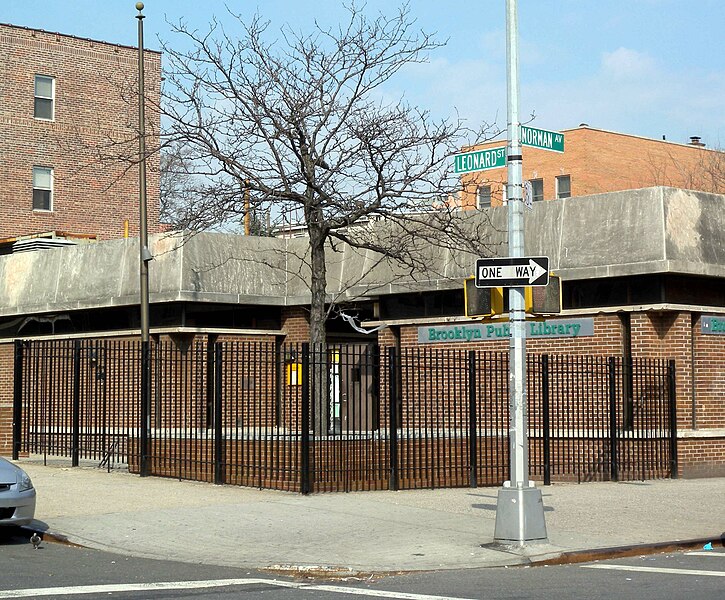 File:BPL Greenpoint jeh.JPG