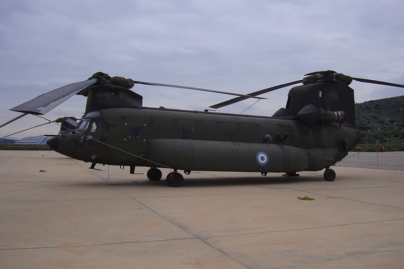 Файл:ES-915 Hellenic Army CH-47SD.jpg