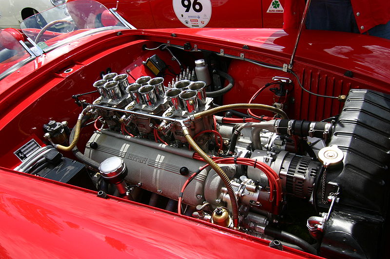 File:Ferrari212 motor.JPG