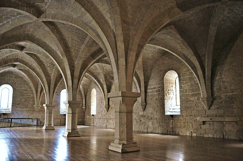 Archivo:Monasterio de poblet-2011 (5).JPG