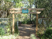 Botanical gardens entrance.JPG