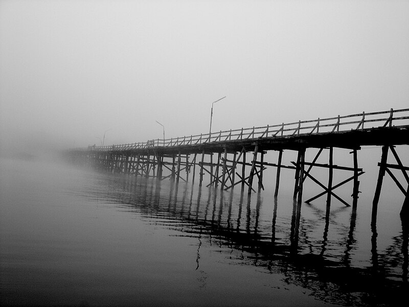 File:Bridge III, Sangkhlaburi, Thailand.jpg